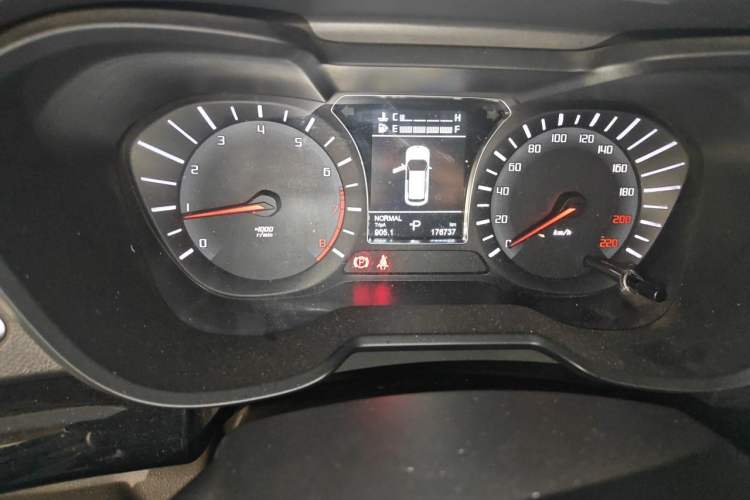 Used GAC Trumpchi GS4 2017 235T Automatic Two-Wheel Drive Elite Edition Odometer Close Up
