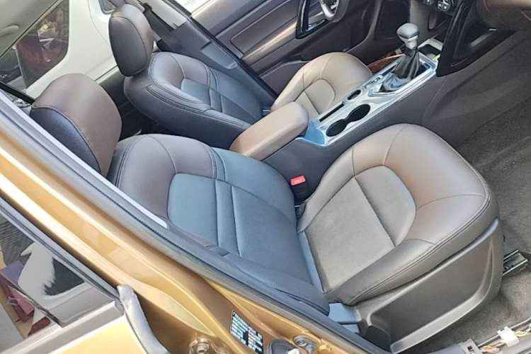 Used GAC Trumpchi GS4 2017 235T Automatic Two-Wheel Drive Elite Edition Right Front Seat