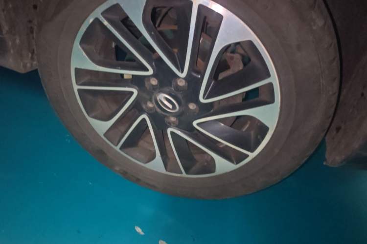 Used GAC Trumpchi GS4 2017 200T Manual Two-Wheel Drive Elite Edition Right Front Wheel Hub