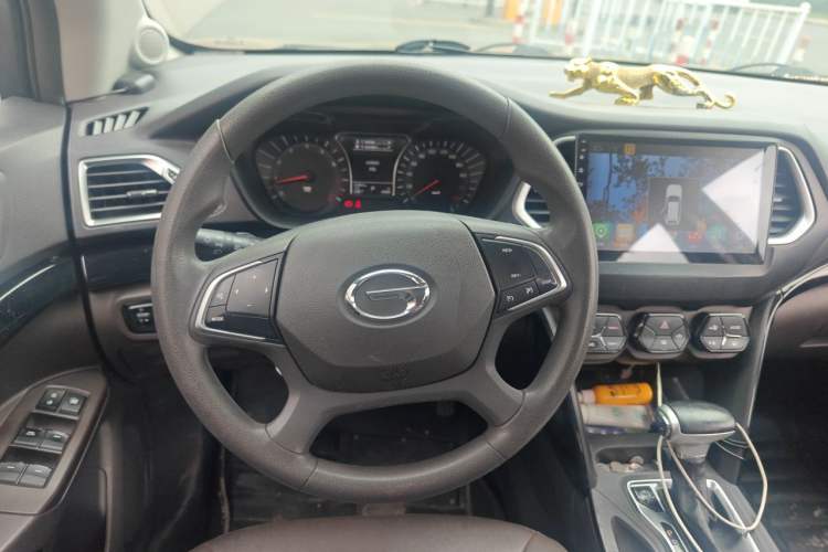 Used GAC Trumpchi GS4 2017 235T Automatic Two-Wheel Drive Elite Edition Steering Wheel