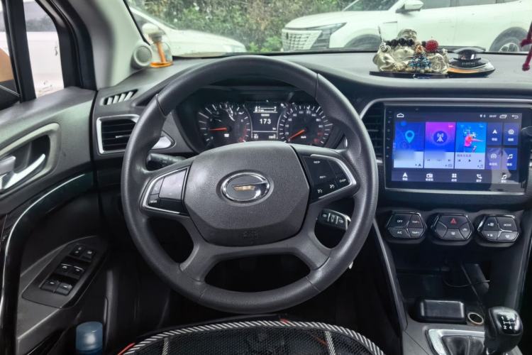 Used GAC Trumpchi GS4 2017 200T G-DCT Two-Wheel Drive Elite Edition Steering Wheel