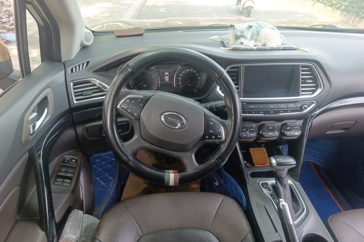 Used GAC Trumpchi GS4 2017 200T G-DCT Two-Wheel Drive Luxury Edition Steering Wheel