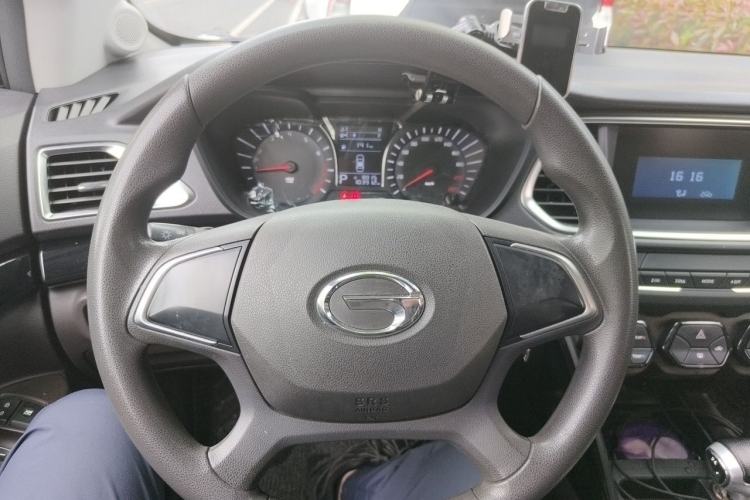 Used GAC Trumpchi GS4 2017 200T G-DCT Two-Wheel Drive Comfort Edition Steering Wheel