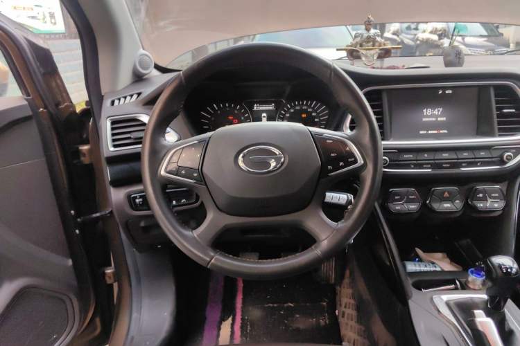 Used GAC Trumpchi GS4 2017 235T Manual Two-Wheel Drive Luxury Edition Steering Wheel