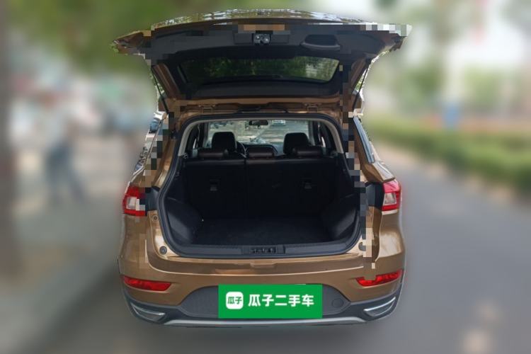 Used GAC Trumpchi GS4 2017 200T G-DCT Two-Wheel Drive Luxury Edition Trunk