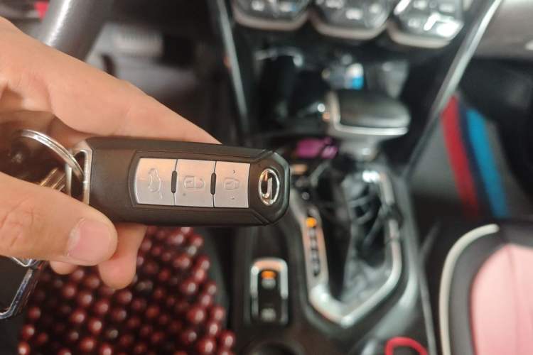 Used GAC Trumpchi GS4 2017 235T Automatic Two-Wheel Drive Luxury Smart Connectivity Version Vehicle Key