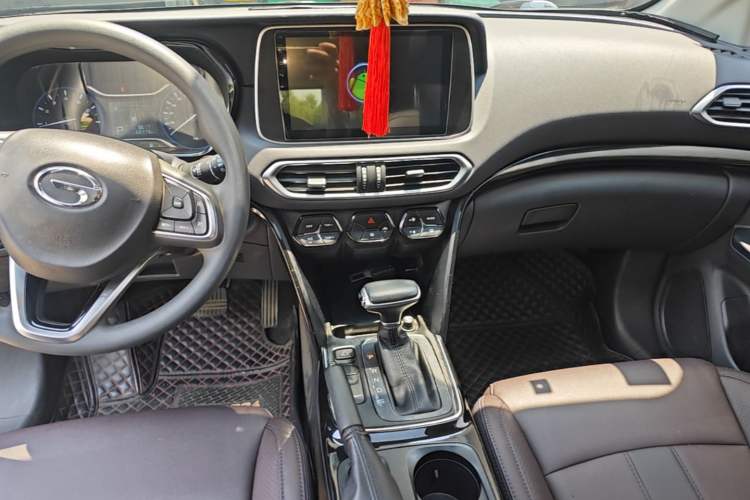 Used GAC Trumpchi GS4 2018 200T G-DCT Two-Wheel Drive Elite Edition Audio And AC Panel