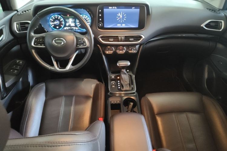 Used GAC Trumpchi GS4 2018 235T Automatic Two-Wheel Drive Luxury Smart Connectivity Version Center Console
