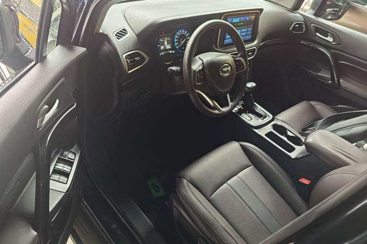 Used GAC Trumpchi GS4 2018 235T Automatic Two-Wheel Drive Elite Edition Driver Seat