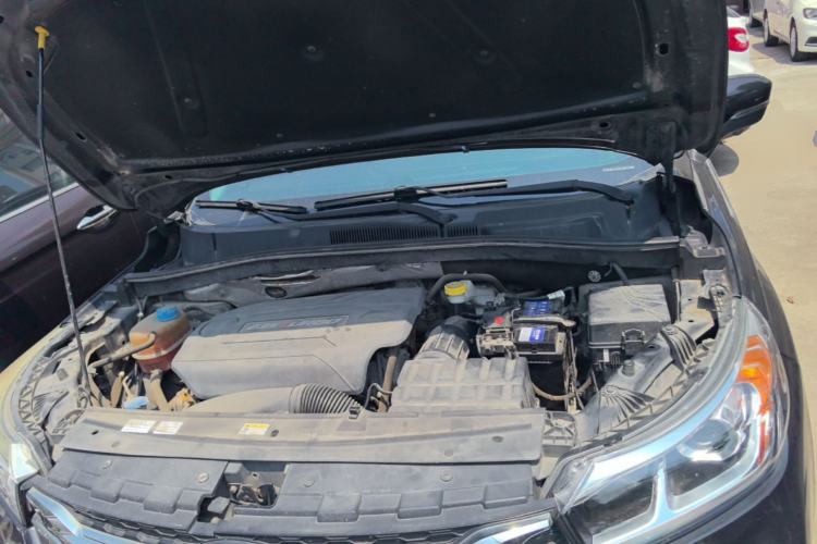 Used GAC Trumpchi GS4 2018 235T Manual Two-Wheel Drive Elite Edition Engine Bay