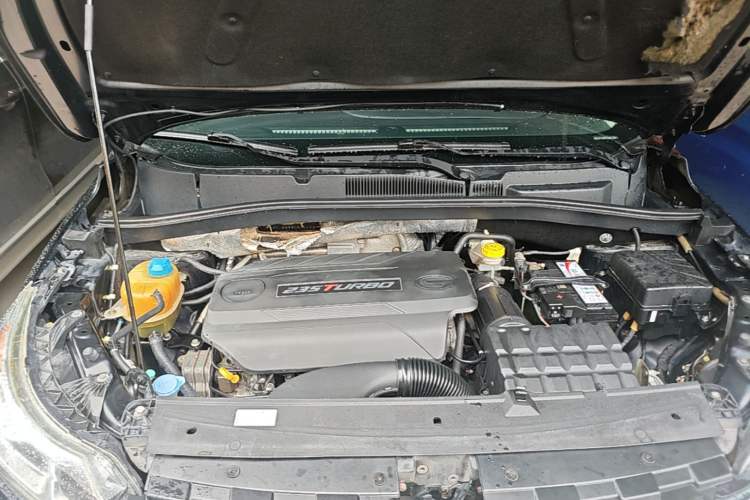 Used GAC Trumpchi GS4 2018 235T Automatic Two-Wheel Drive Elite Edition Engine Bay