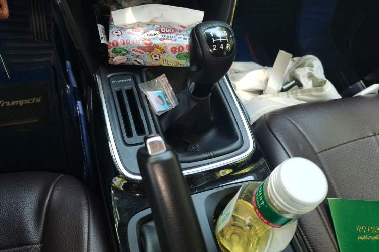 Used GAC Trumpchi GS4 2018 200T Manual Two-Wheel Drive Comfort Edition Gear Lever