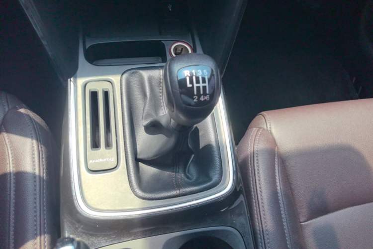 Used GAC Trumpchi GS4 2018 235T Manual Two-Wheel Drive Elite Edition Gear Lever