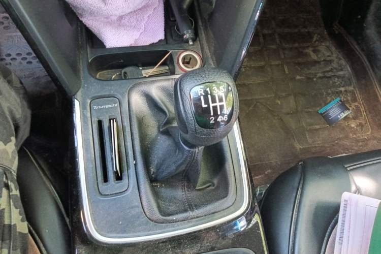 Used GAC Trumpchi GS4 2018 235T Manual Two-Wheel Drive Elite Edition Gear Lever