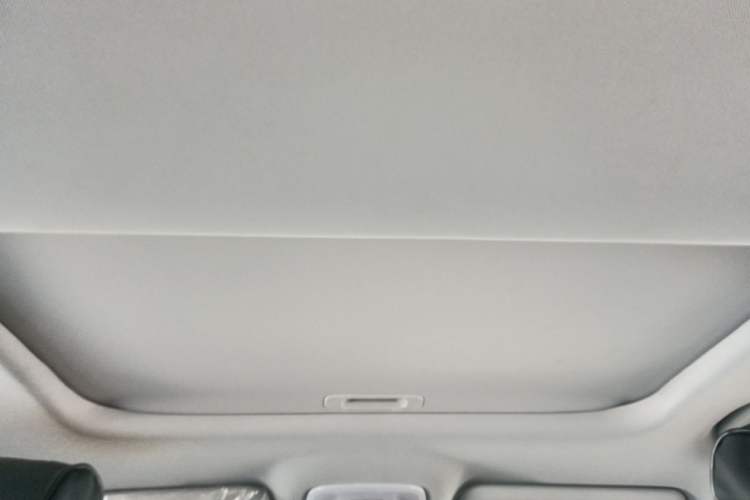 Used GAC Trumpchi GS4 2018 235T Manual Two-Wheel Drive Elite Edition Headliner