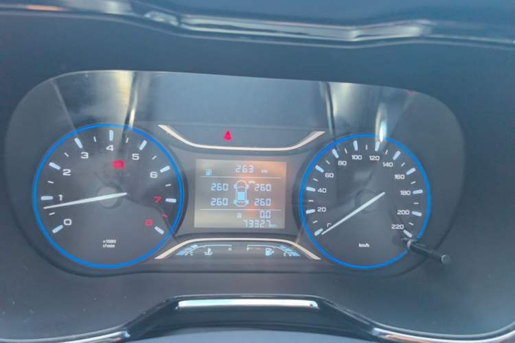 Used GAC Trumpchi GS4 2018 235T Manual Two-Wheel Drive Elite Edition Instrument Cluster