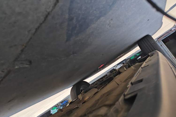Used GAC Trumpchi GS4 2018 200T G-DCT Two-Wheel Drive Elite Edition Left Side Sill