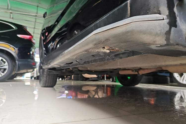 Used GAC Trumpchi GS4 2018 235T Automatic Two-Wheel Drive Elite Edition Right Side Sill