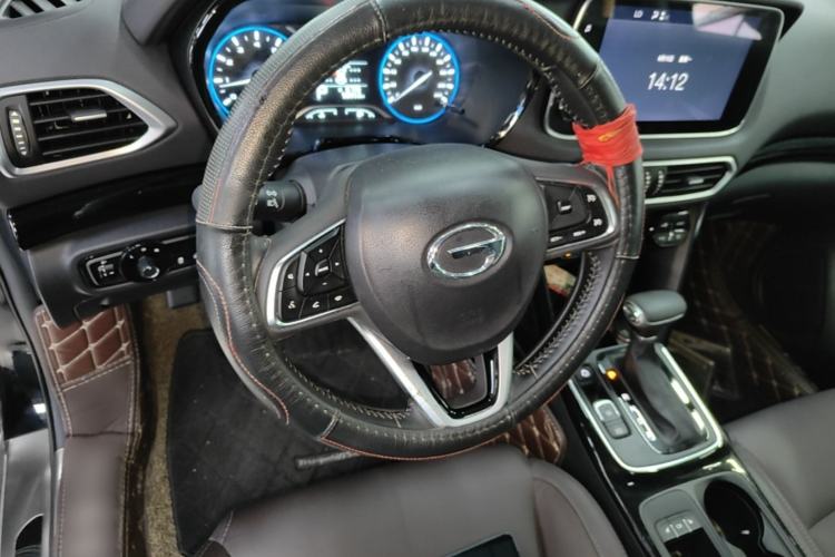 Used GAC Trumpchi GS4 2018 235T Automatic Two-Wheel Drive Luxury Smart Connectivity Version Steering Wheel