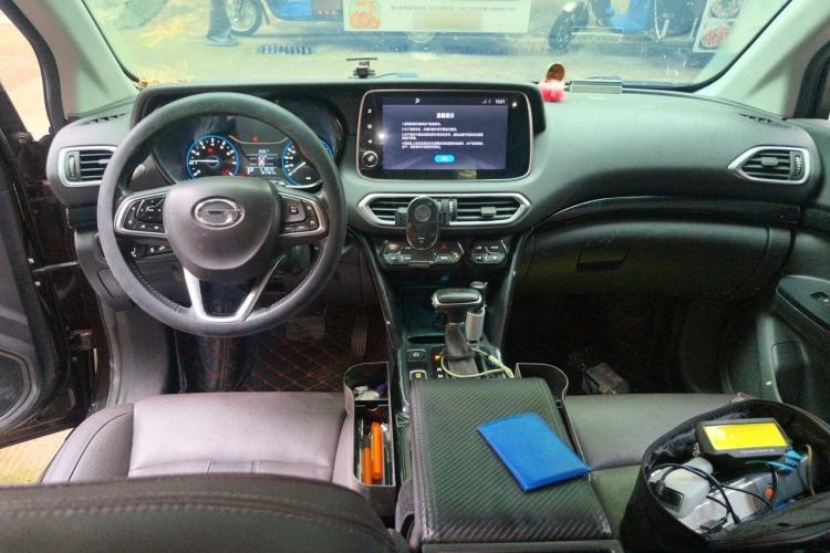 Used GAC Trumpchi GS4 2018 235T Automatic Two-Wheel-Drive Supreme Edition Center Console