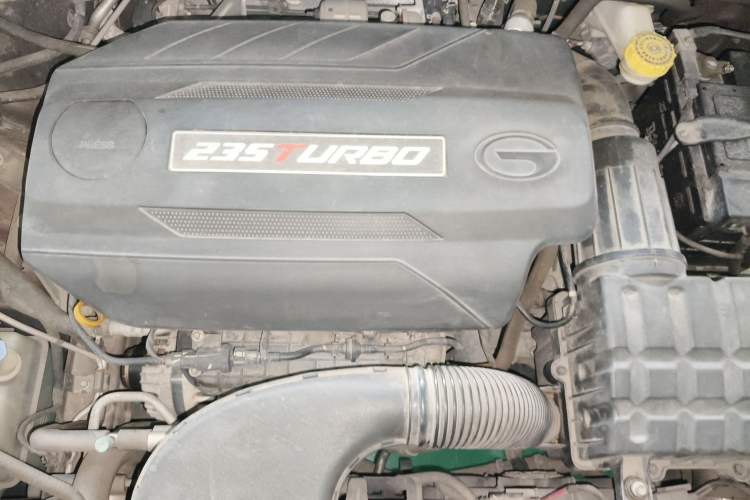 Used GAC Trumpchi GS4 2018 235T Automatic Two-Wheel Drive Luxury Smart Connectivity Version Engine Bay