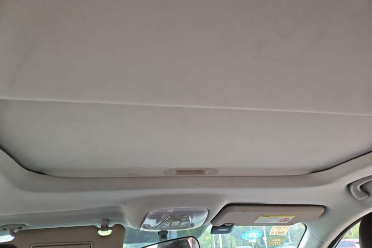 Used GAC Trumpchi GS4 2018 200T G-DCT Two-Wheel Drive Elite Edition Headliner