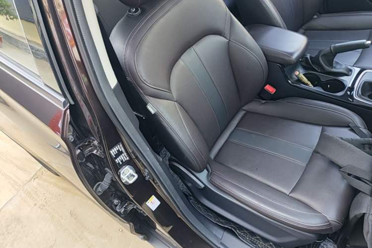 Used GAC Trumpchi GS4 2018 200T Manual Two-Wheel Drive Elite Edition Right Front Seat