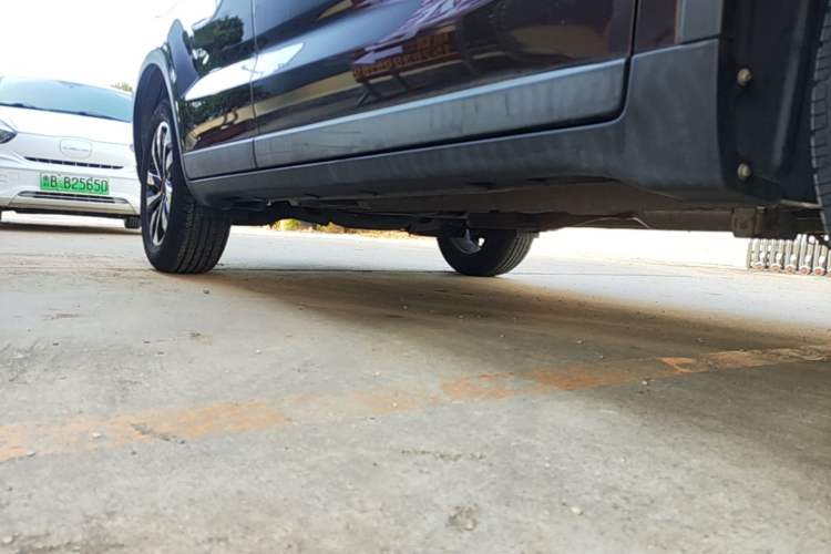 Used GAC Trumpchi GS4 2018 200T Manual Two-Wheel Drive Elite Edition Right Side Sill