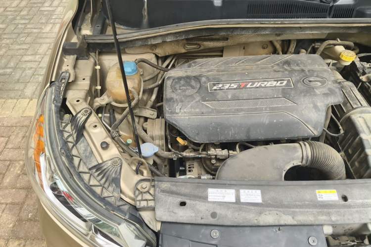 Used GAC Trumpchi GS4 2018 235T Automatic Two-Wheel Drive Elite Millionth Anniversary Edition Engine Bay Right