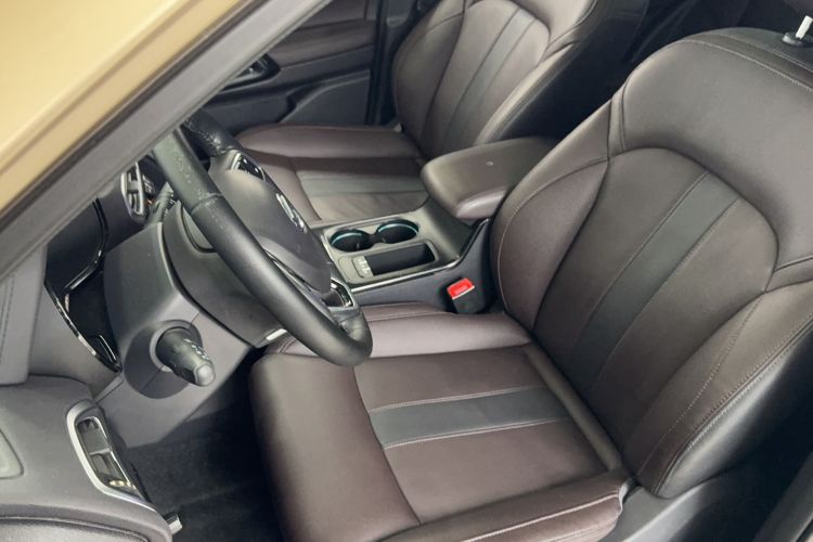 Used GAC Trumpchi GS4 2018 235T Automatic Two-Wheel-Drive Supreme Edition Left Front Seat