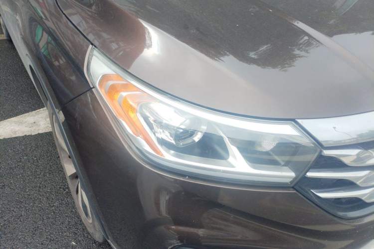 Used GAC Trumpchi GS4 2018 235T Automatic Two-Wheel Drive Luxury Smart Connectivity Version Right Front Headlight