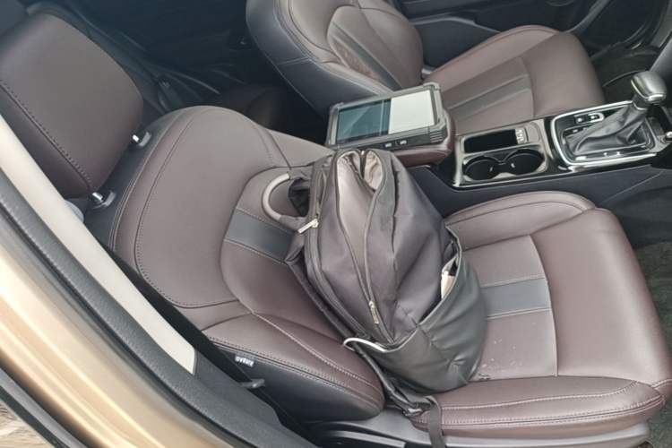 Used GAC Trumpchi GS4 2018 235T Automatic Two-Wheel Drive Luxury Smart Connectivity Version Right Front Seat