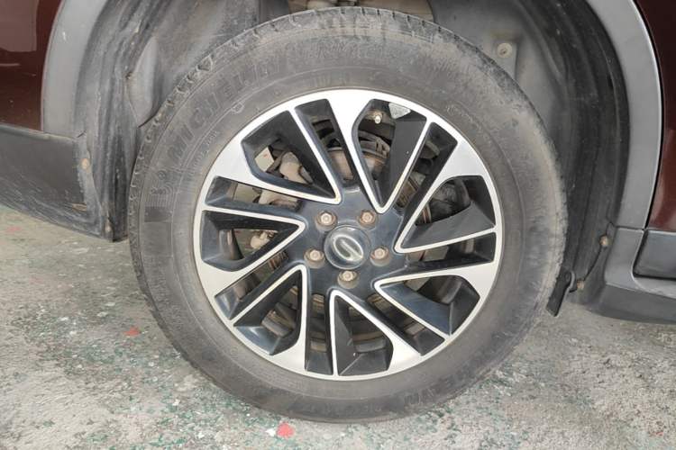 Used GAC Trumpchi GS4 2018 235T Automatic Two-Wheel Drive Elite Edition Right Rear Wheel Hub