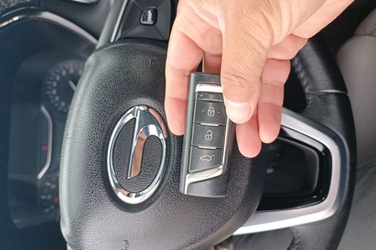 Used GAC Trumpchi GS4 2018 235T Automatic Two-Wheel Drive Luxury Smart Connectivity Version Vehicle Key