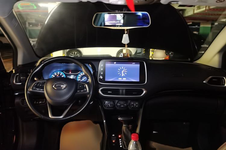 Used GAC Trumpchi GS4 2018 235T Automatic Two-Wheel Drive Luxury Smart Connectivity Version Center Console