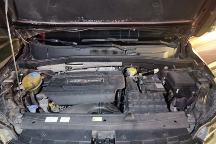 Used GAC Trumpchi GS4 2018 235T Automatic Two-Wheel Drive Luxury Smart Connectivity Version Engine Bay
