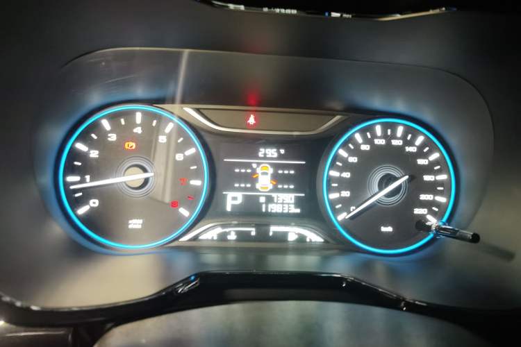 Used GAC Trumpchi GS4 2018 235T Automatic Two-Wheel Drive Luxury Smart Connectivity Version Instrument Cluster