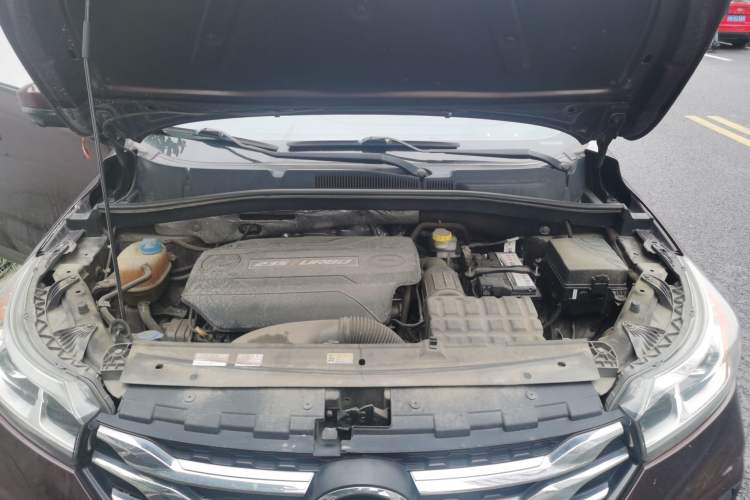 Used GAC Trumpchi GS4 2018 235T Automatic Two-Wheel Drive Luxury Smart Connectivity Version Engine Bay