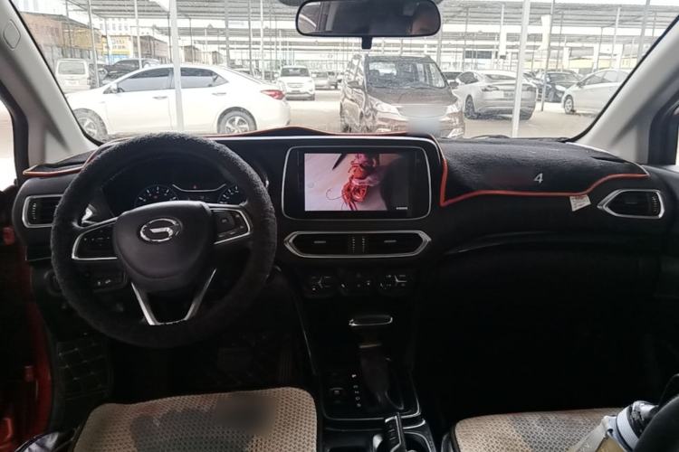 Used GAC Trumpchi GS4 2018 235T Automatic Two-Wheel Drive Elite Edition Center Console