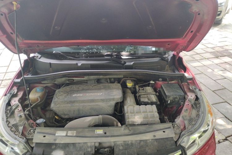 Used GAC Trumpchi GS4 2018 235T Manual Two-Wheel Drive Luxury Edition Engine Bay