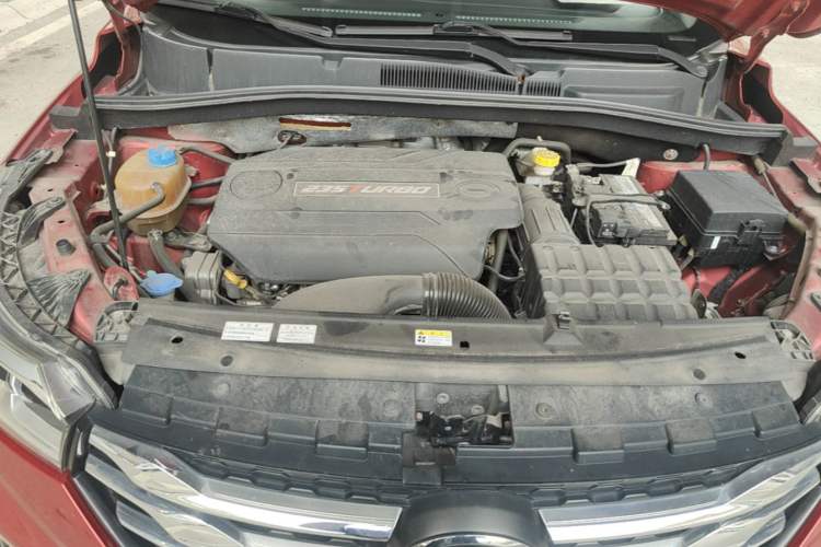 Used GAC Trumpchi GS4 2018 235T Automatic Two-Wheel Drive Luxury Smart Connectivity Version Engine Bay