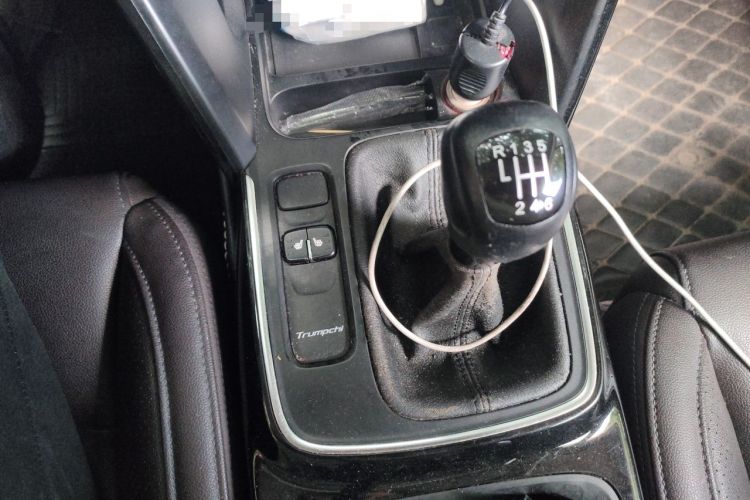 Used GAC Trumpchi GS4 2018 235T Manual Two-Wheel Drive Luxury Edition Gear Lever