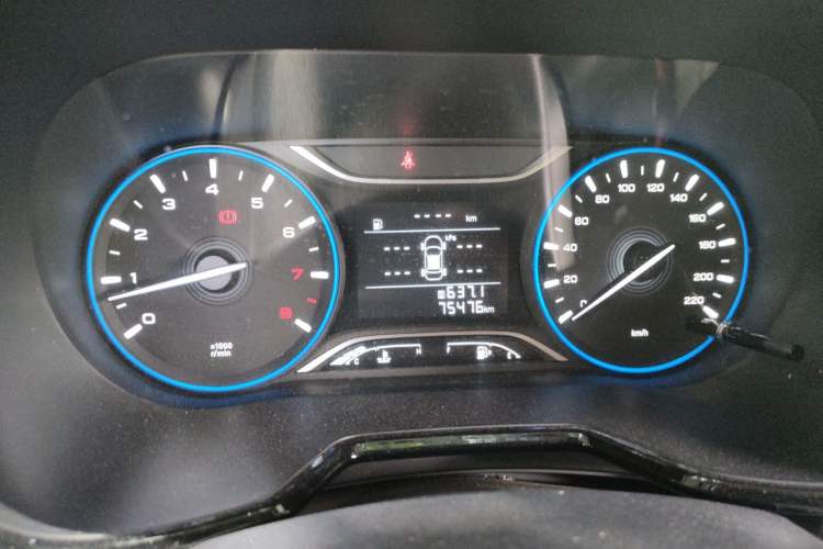 Used GAC Trumpchi GS4 2018 235T Manual Two-Wheel Drive Luxury Edition Instrument Cluster