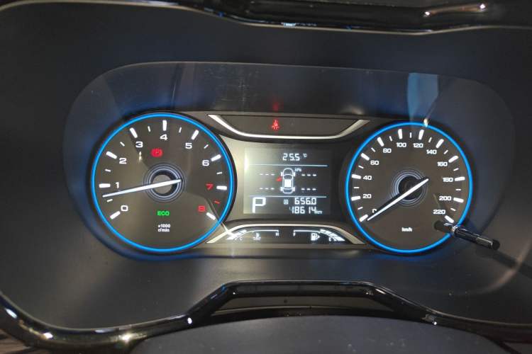 Used GAC Trumpchi GS4 2018 235T Automatic Two-Wheel Drive Luxury Smart Connectivity Millionth Anniversary Edition Instrument Cluster