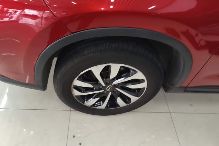 Used GAC Trumpchi GS4 2018 235T Automatic Two-Wheel Drive Elite Edition Left Front Wheel Hub