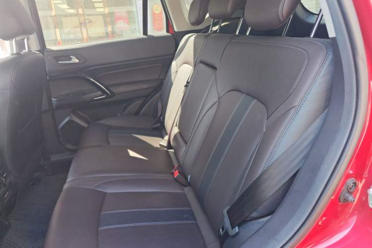 Used GAC Trumpchi GS4 2018 235T Automatic Two-Wheel Drive Luxury Smart Connectivity Version Left Rear Seat