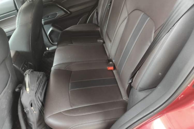 Used GAC Trumpchi GS4 2018 235T Automatic Two-Wheel Drive Luxury Smart Connectivity Version Left Rear Seat