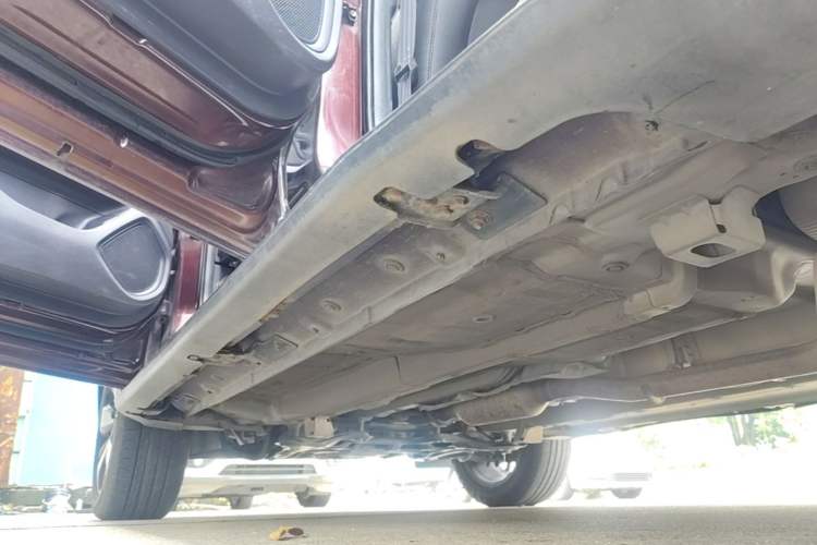 Used GAC Trumpchi GS4 2018 235T Automatic Two-Wheel Drive Luxury Smart Connectivity Version Left Side Sill