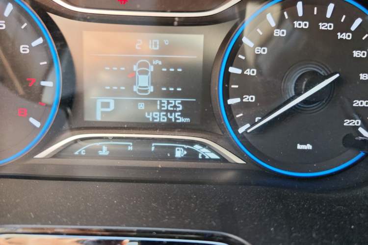 Used GAC Trumpchi GS4 2018 235T Automatic Two-Wheel Drive Luxury Smart Connectivity Version Odometer Close Up