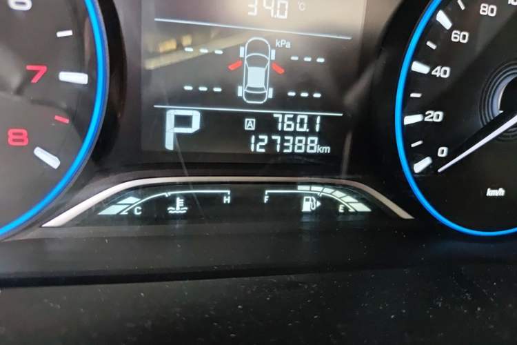 Used GAC Trumpchi GS4 2018 235T Automatic Two-Wheel Drive Luxury Smart Connectivity Version Odometer Close Up